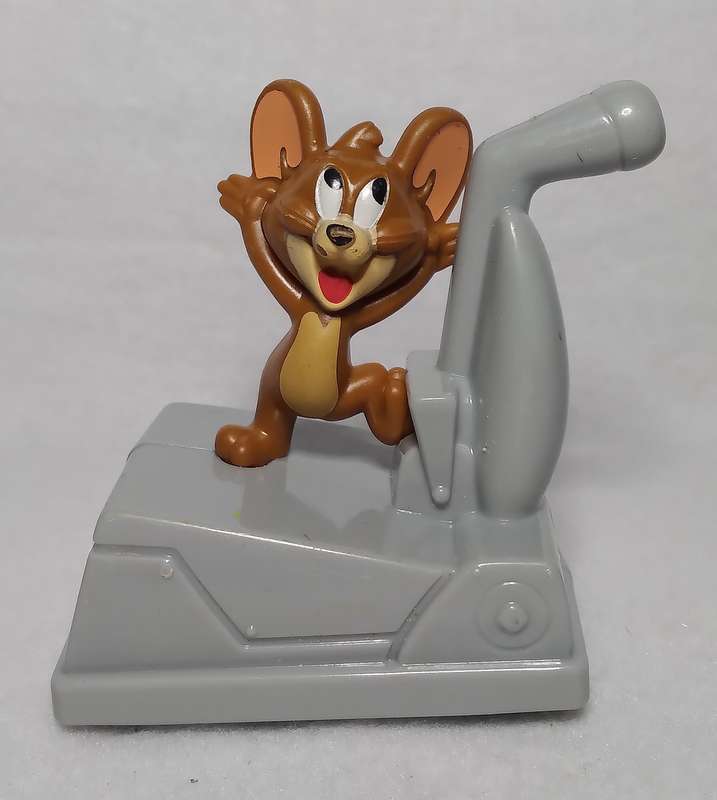 McDonalds Toy: Tom and Jerry - Jerry's Vacuum 2021