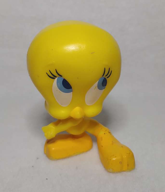 McDonalds Toy: Looney Tunes - Tweety Bird 2020
