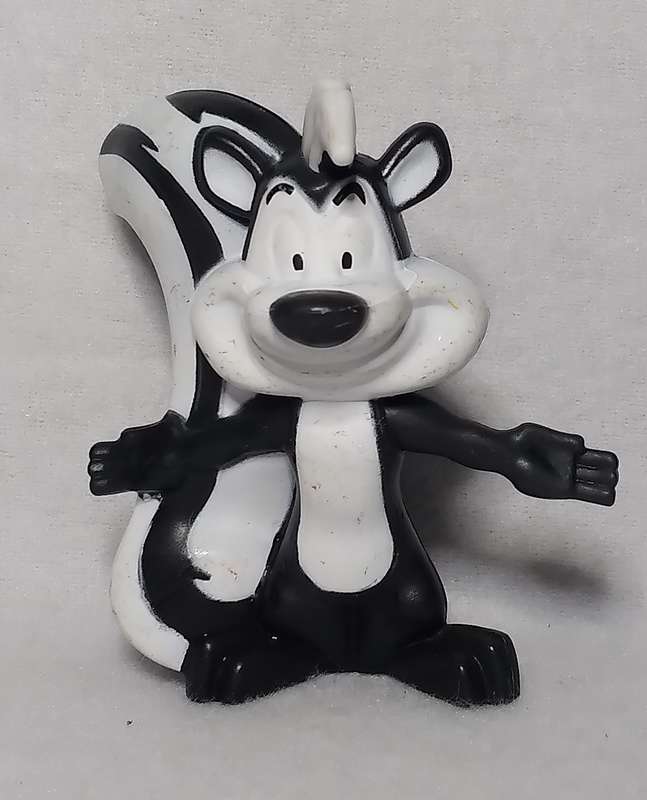 McDonalds Toy: Looney Tunes - Pepe le Pew