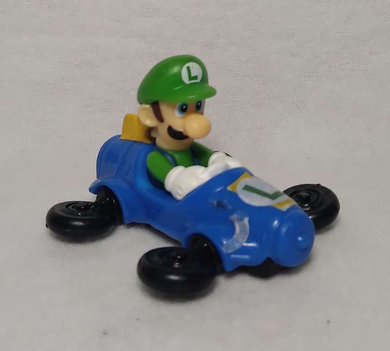 McDonalds Toy: Luigi - Mario Kart