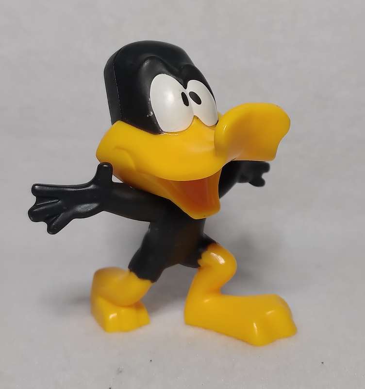 McDonalds Toy: Looney Tunes Daffy Duck 2021