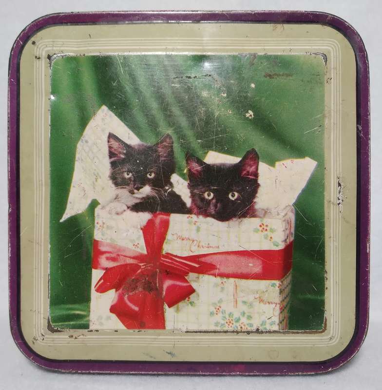 Collectible Tins - Vintage Cat Kitten Tin Made by Edward Sharp & Sons