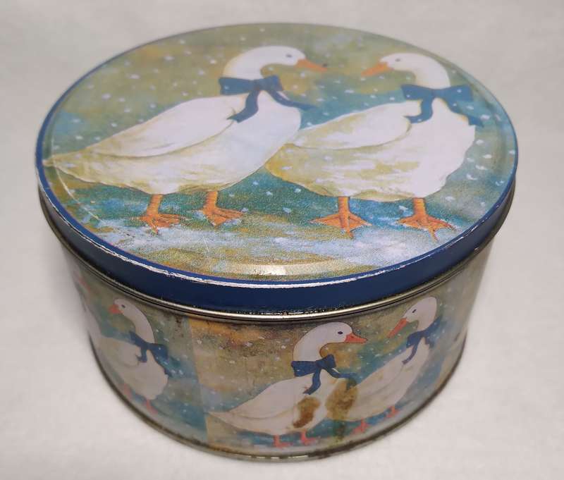 Collectible Tins - Ducks Round Tin
