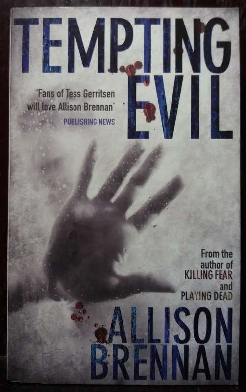 Tempting Evil - Allison Brennan