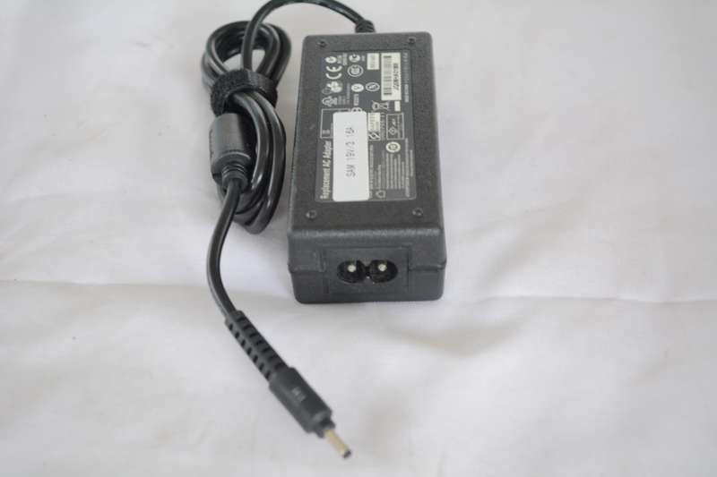 Samsung Laptop chargers, 19V, 16A, 3.0 pin