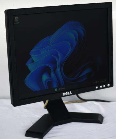 Dell 15 inch LCD , model E157fp, VGA