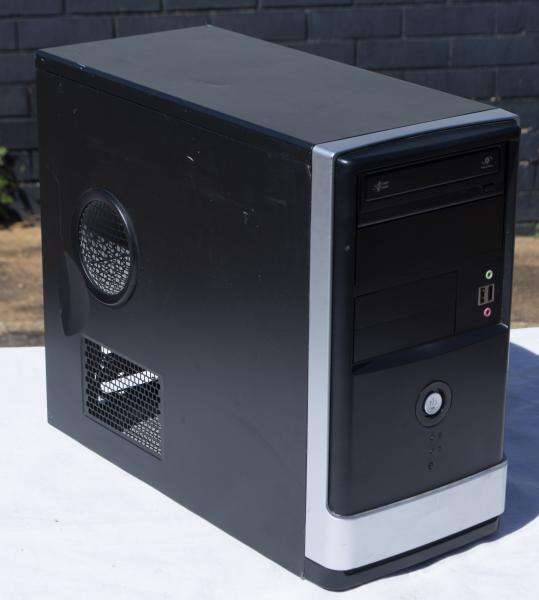 desktop  pc, Intel pentium duo cpu e2160 , 1gb ram, 500gb hd, vga, dvd, win 10 pro, etc