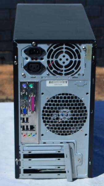 desktop  pc, Intel pentium duo cpu e2160 , 1gb ram, 500gb hd, vga, dvd, win 10 pro, etc