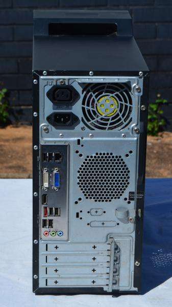 desktop  pc, Intel core i3, 4gb ram, 500gb hd, vga, dvd, win 10 pro, etc