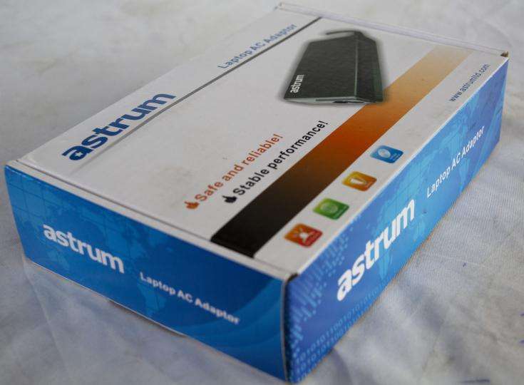 astrum laptop chargers, toshiba 19V, 4.74A, 5.5x2.5 pin