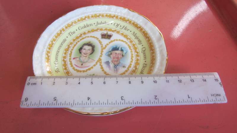 Queen Elizabeth Golden Jubilee 2002 Commemorative Fine China Items