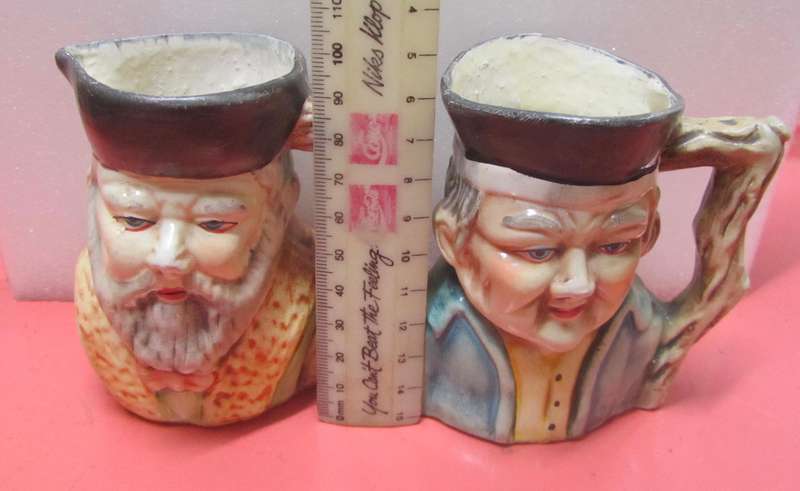 2 x Vintage Toby-style Jugs : Chinese Figures