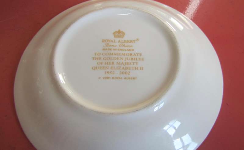 Queen Elizabeth Golden Jubilee 2002 Commemorative Fine China Items