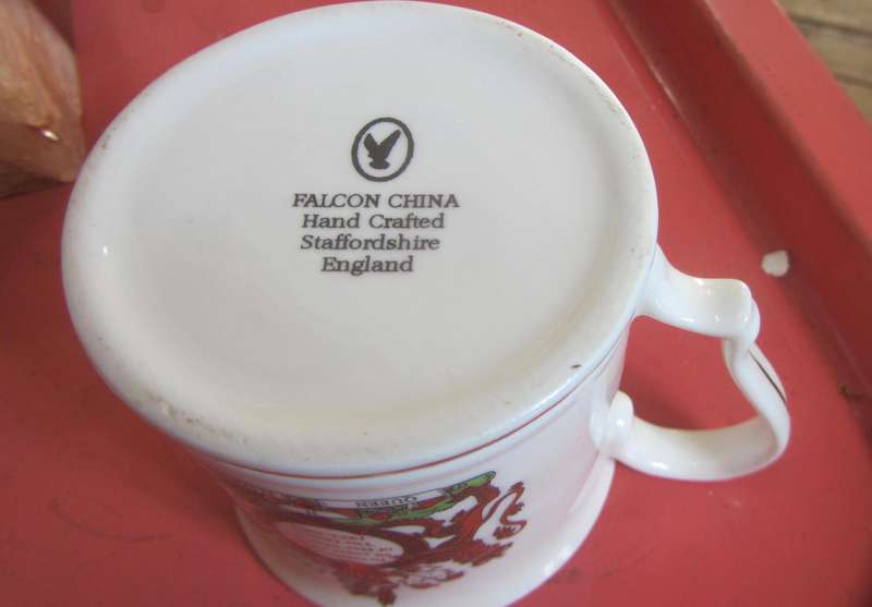 Queen Elizabeth Golden Jubilee 2002 Commemorative Fine China Items