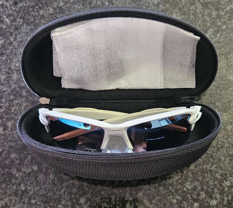 Oakley Flak 2.0 XL Sunglasses with extra lenses