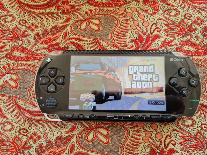 Psp 1000 model with box working
