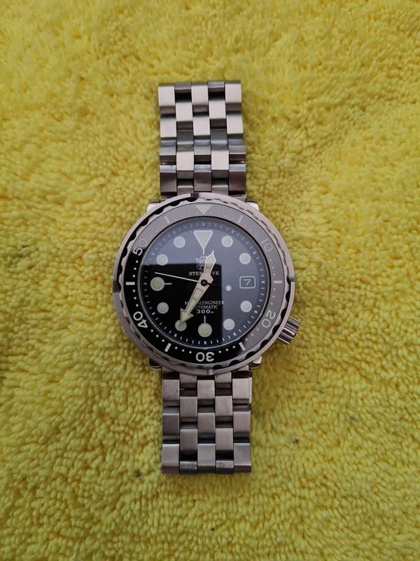 Steeldive automatic dive watch working