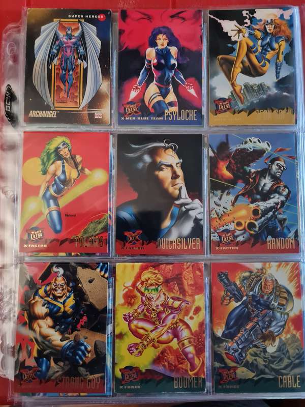 Lot of 100 marvel trading cards in various condition