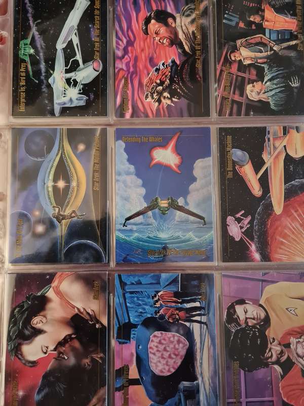 Lot of 108 star trek trading cards