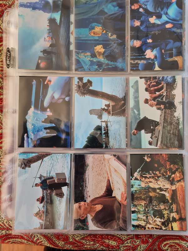 Lot of mortal kombat trading cards 90in total