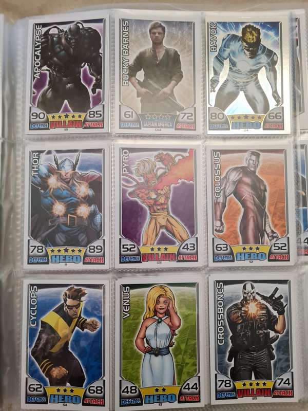 Marvel hero attax trading card game binder with cards