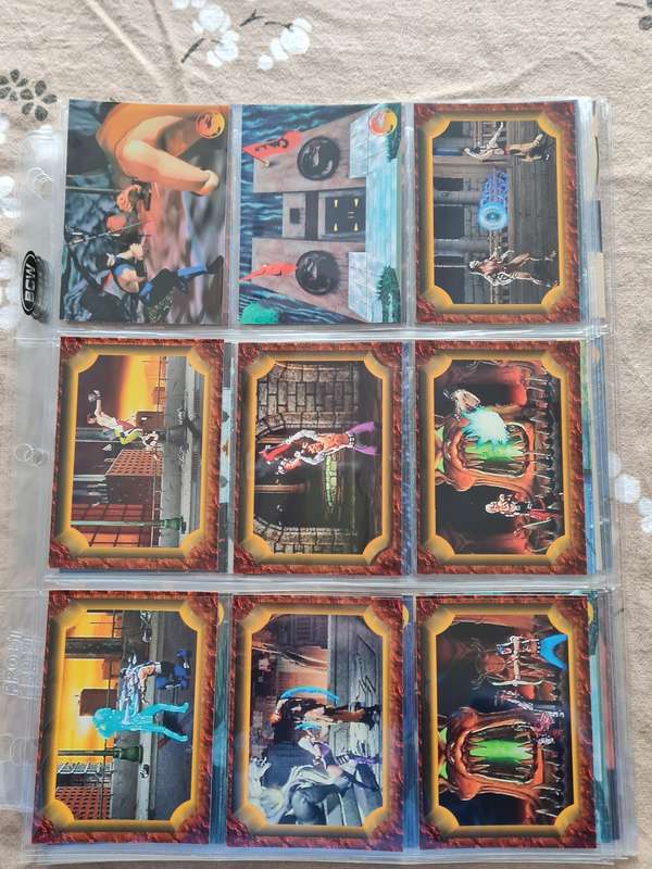 Lot of 126 mortal kombat cards