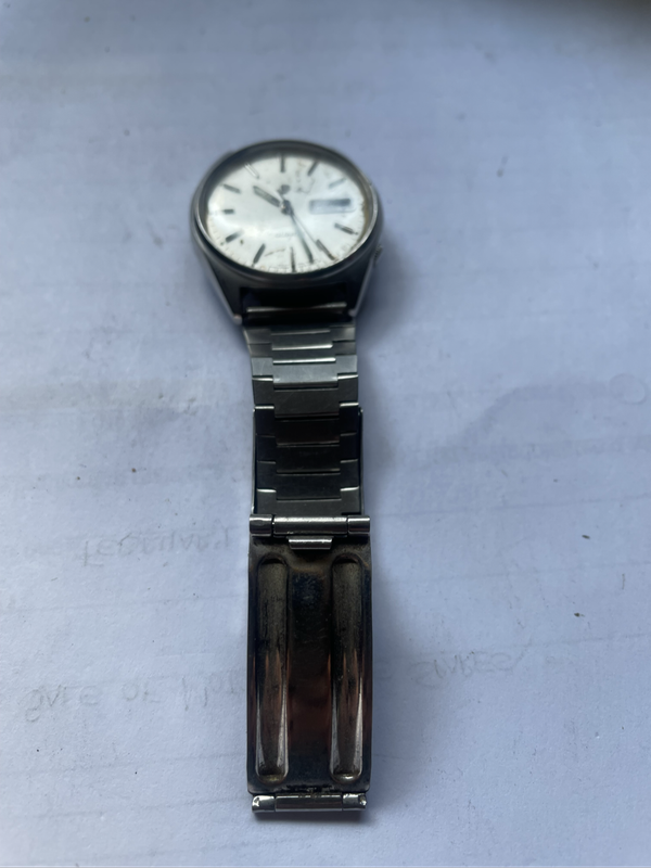 Vintage Watch - Pulsar Quartz Y513-8009
