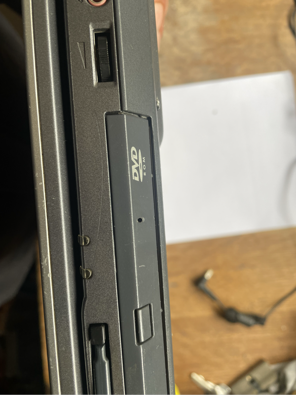 Laptop - Mecer