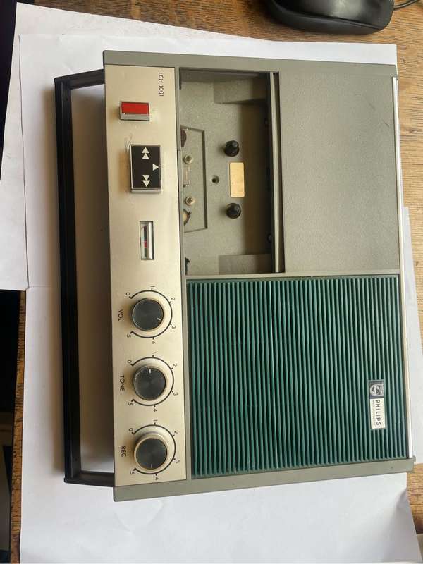 Philips vintage cassette player