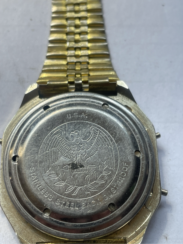 Vintage Digital Watch - Convoy Quartz