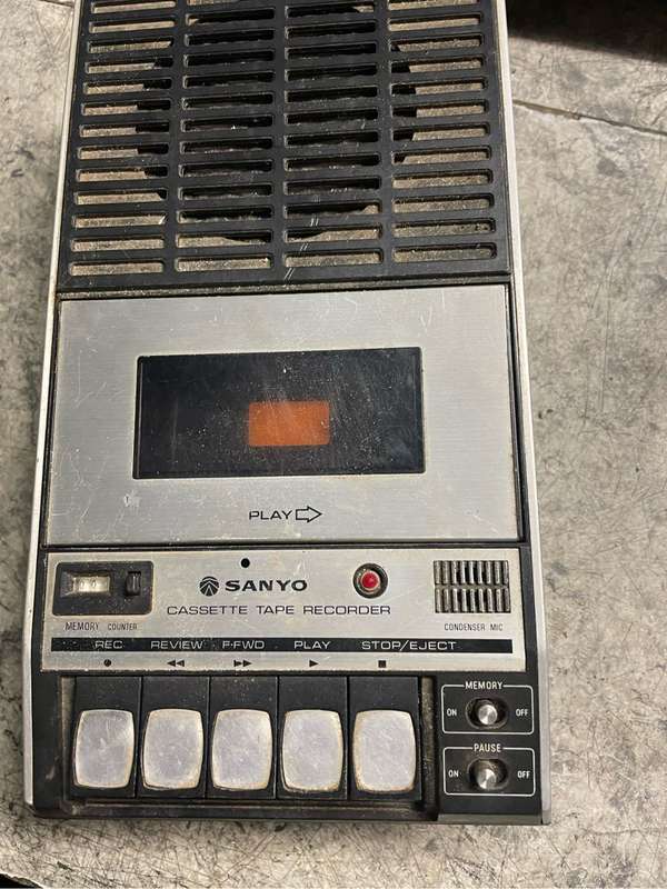 Sanyo tape deck