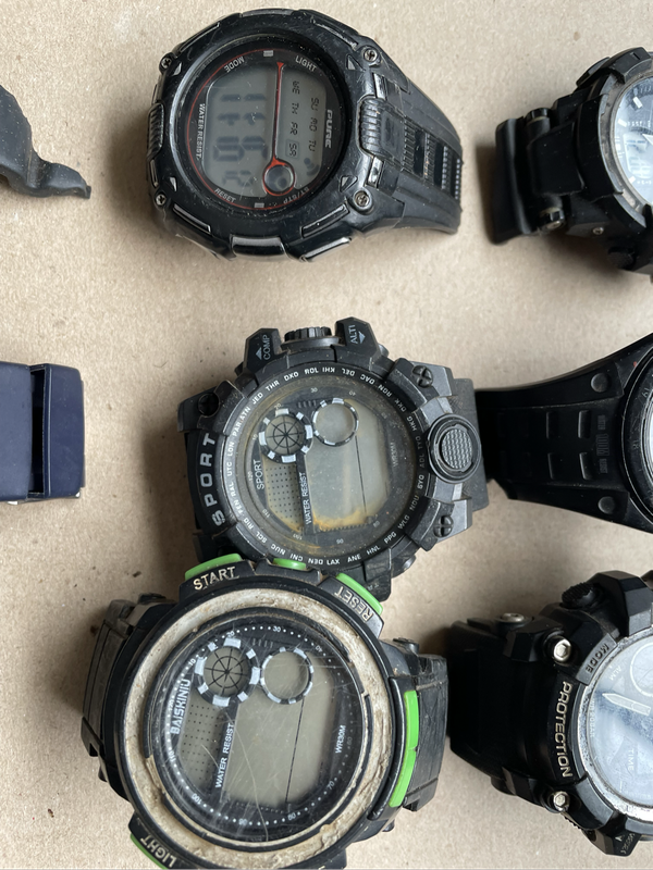 Watch - 9x Digital watches