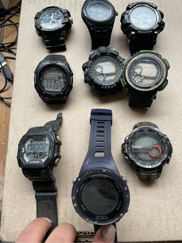 Watch - 9x Digital watches