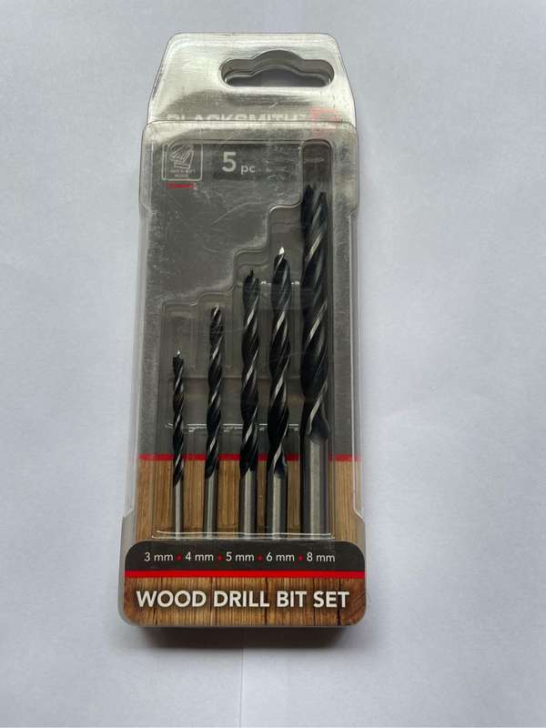 Spiral wood drill bit set