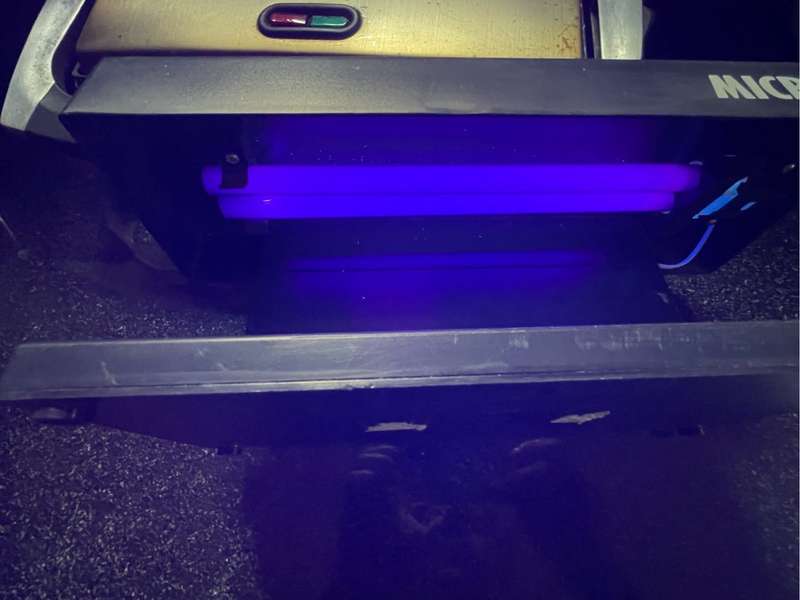 Ultra violet money detector