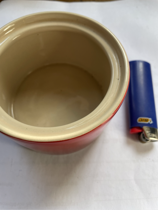 Le Creuset Container