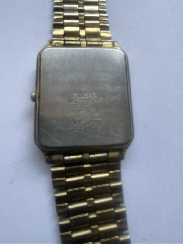 Vintage Japan Pulsar V733-5000 Day/Date Quartz