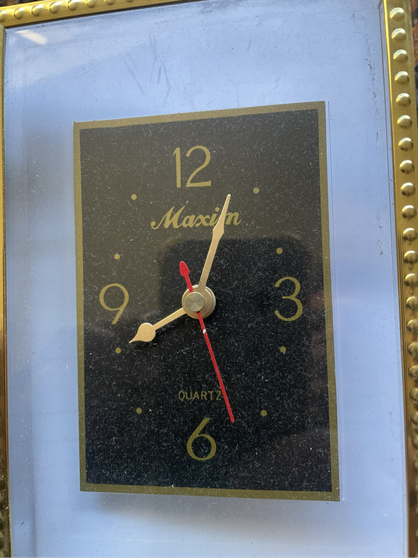 Foldable Photo Frame and Clock