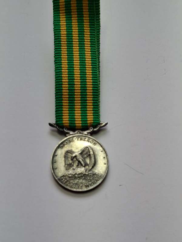 SADF - Danie Theron medal - miniature