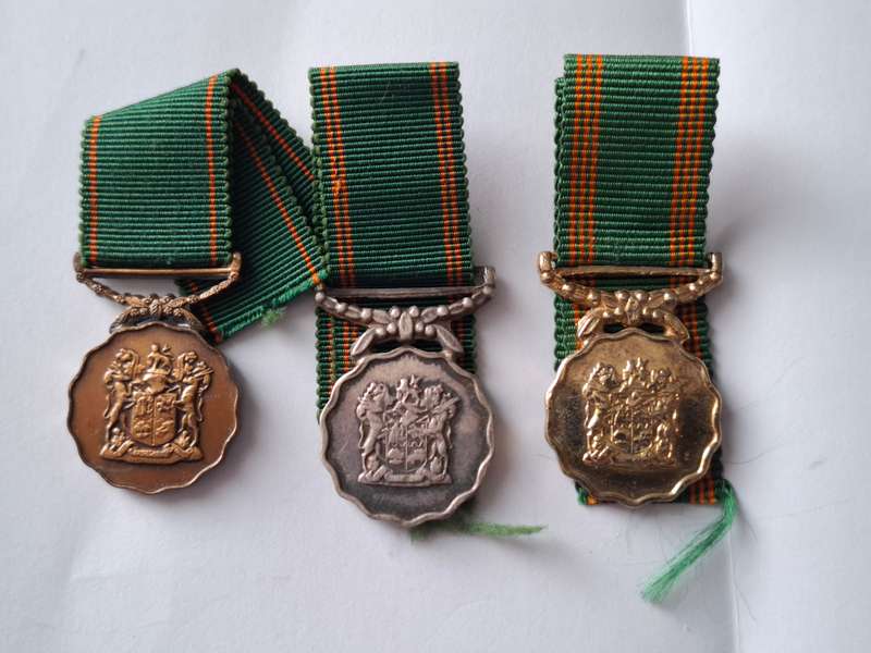 SADF - Good Service medal set (miniatures) - Commando's ribbon