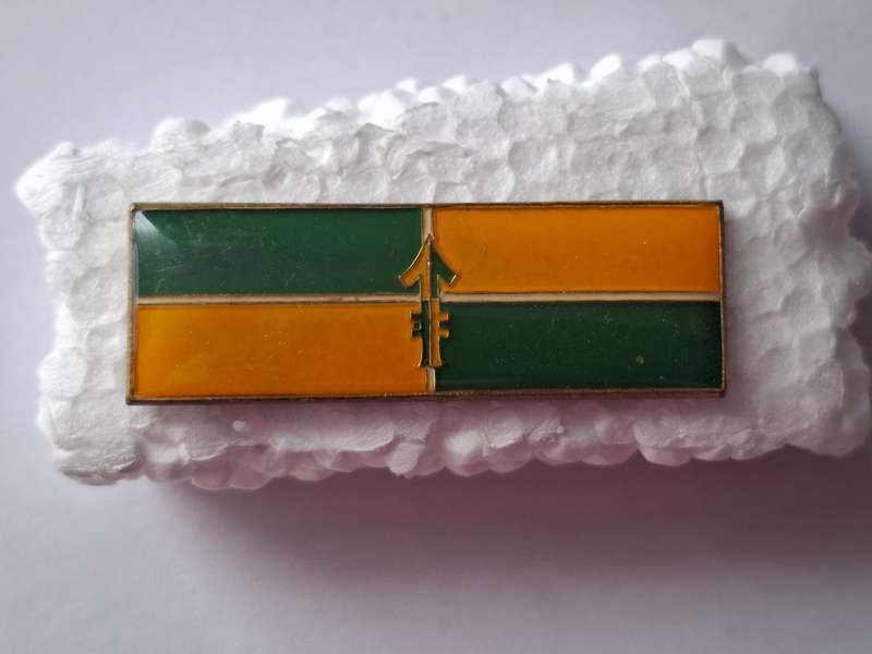 Group 17 Command bar