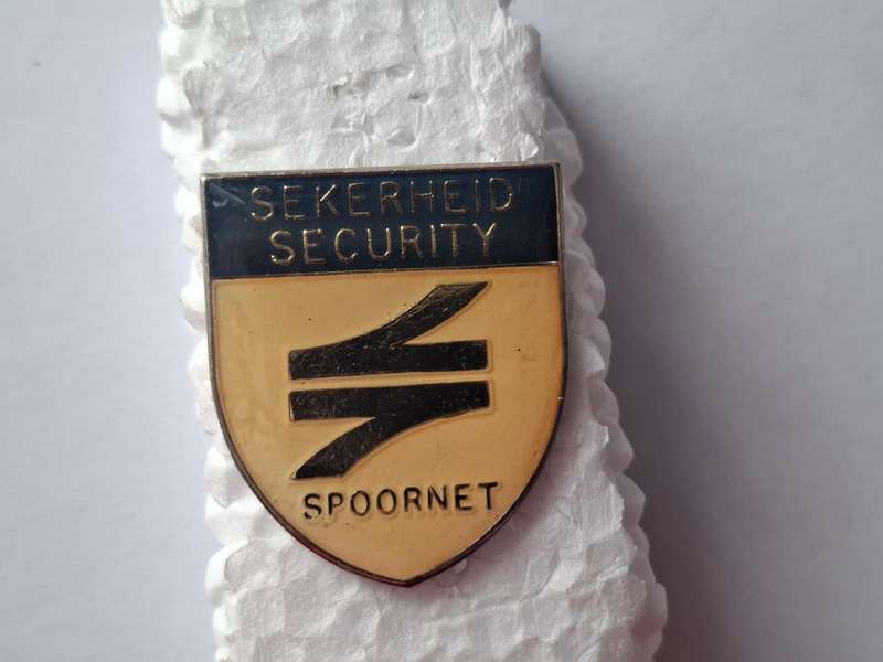 Spoornet FOB metal flash (all pins)