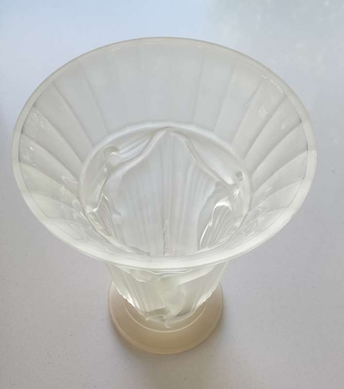 Three Muses - Glass vase