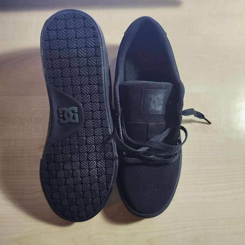 DC Shoes Mens Anvil  Size 8uk (Brand New, Unworn)