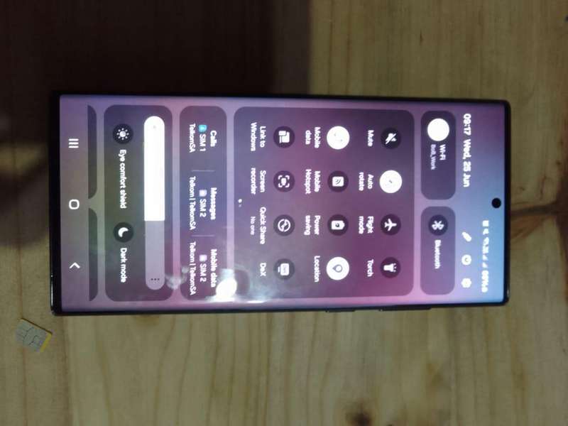 Samsung Galaxy S22 Ultra  256GB  Dual SIM
