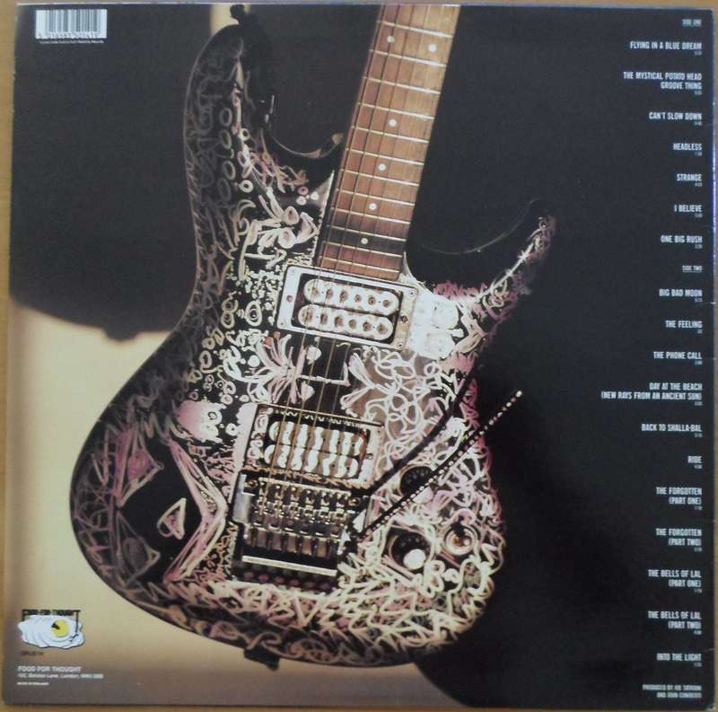 Joe Satriani - Flying in a Blue Dream