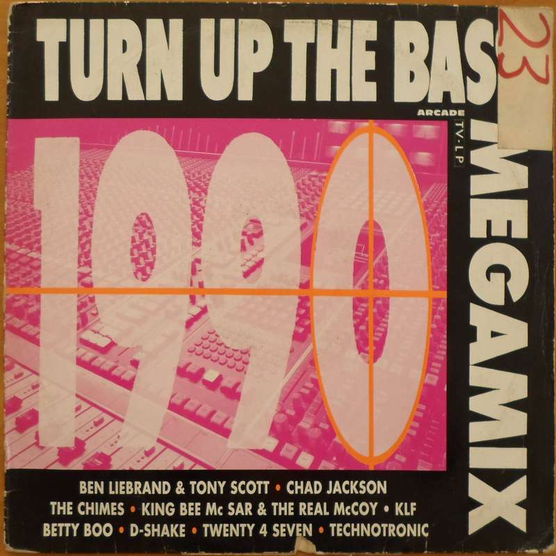 Various Artists - Turn Up The Bass Megamix 1990
