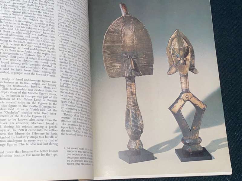 AFRICAN ARTS/ ARTS D'AFRIQUE