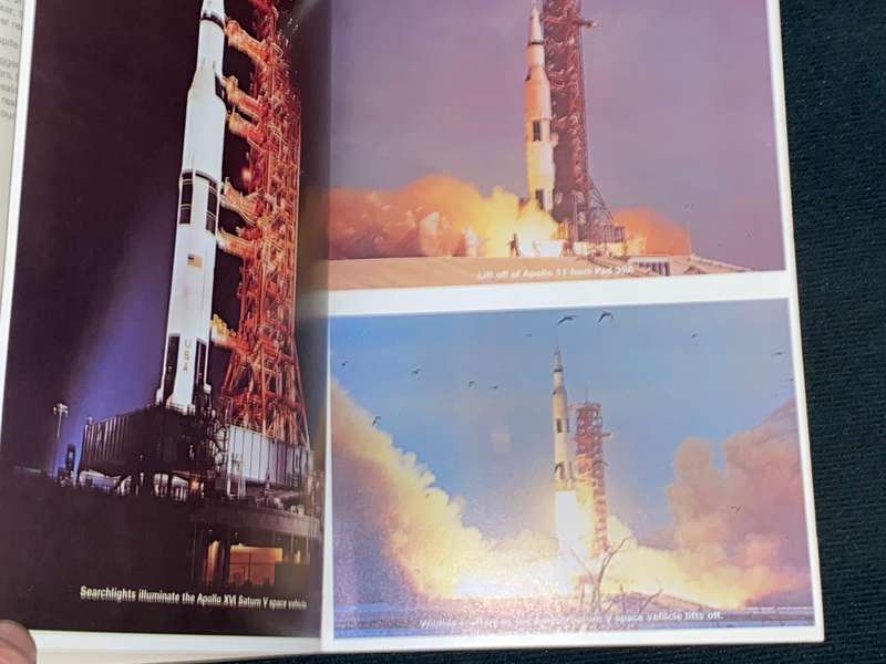 VINTAGE JOHNSON SPACE CENTER HOUSTON TEXAS BOOKLET SOUVENIR