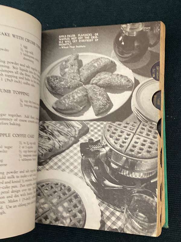 THE AMERICAN WOMAN'S COOKBOOK EDITEDBY RUTH BEROLHEIMER